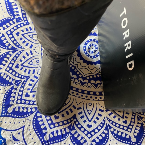 NWT TORRID Wide Width/Wide CALF Sweater Cuff Boots - Picture 12 of 16